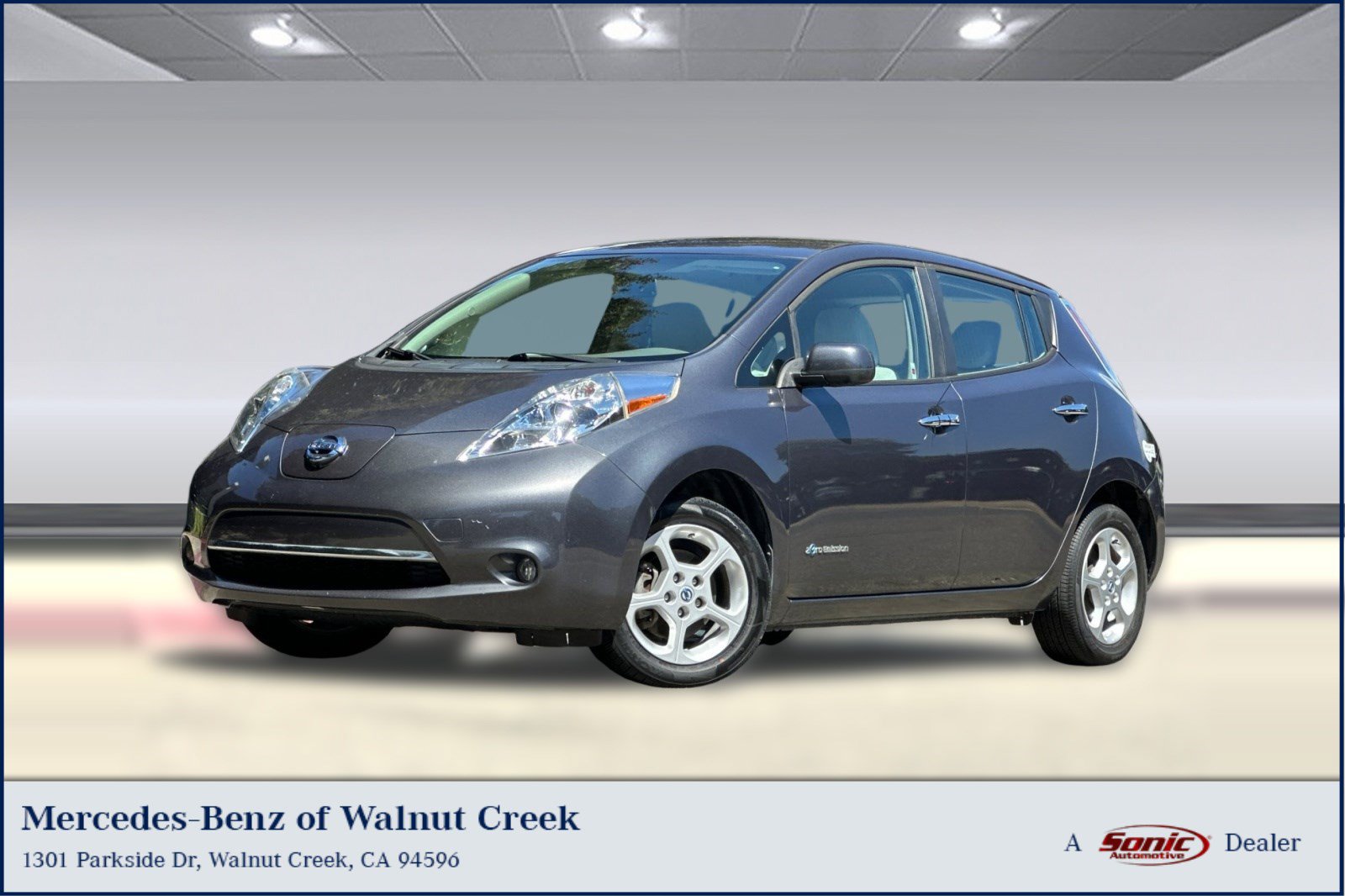 Used 2013 Nissan Leaf SV w/ LED & Quick Charge Pkg FWD image 1