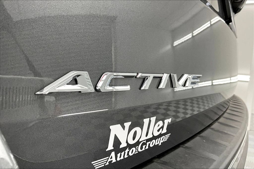 New 2026 Ford Explorer Active AWD/4WD image 9