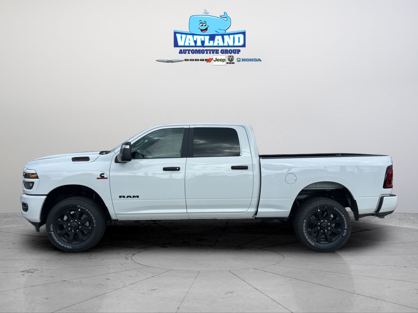 New 2026 RAM 2500 Big Horn AWD/4WD image 2