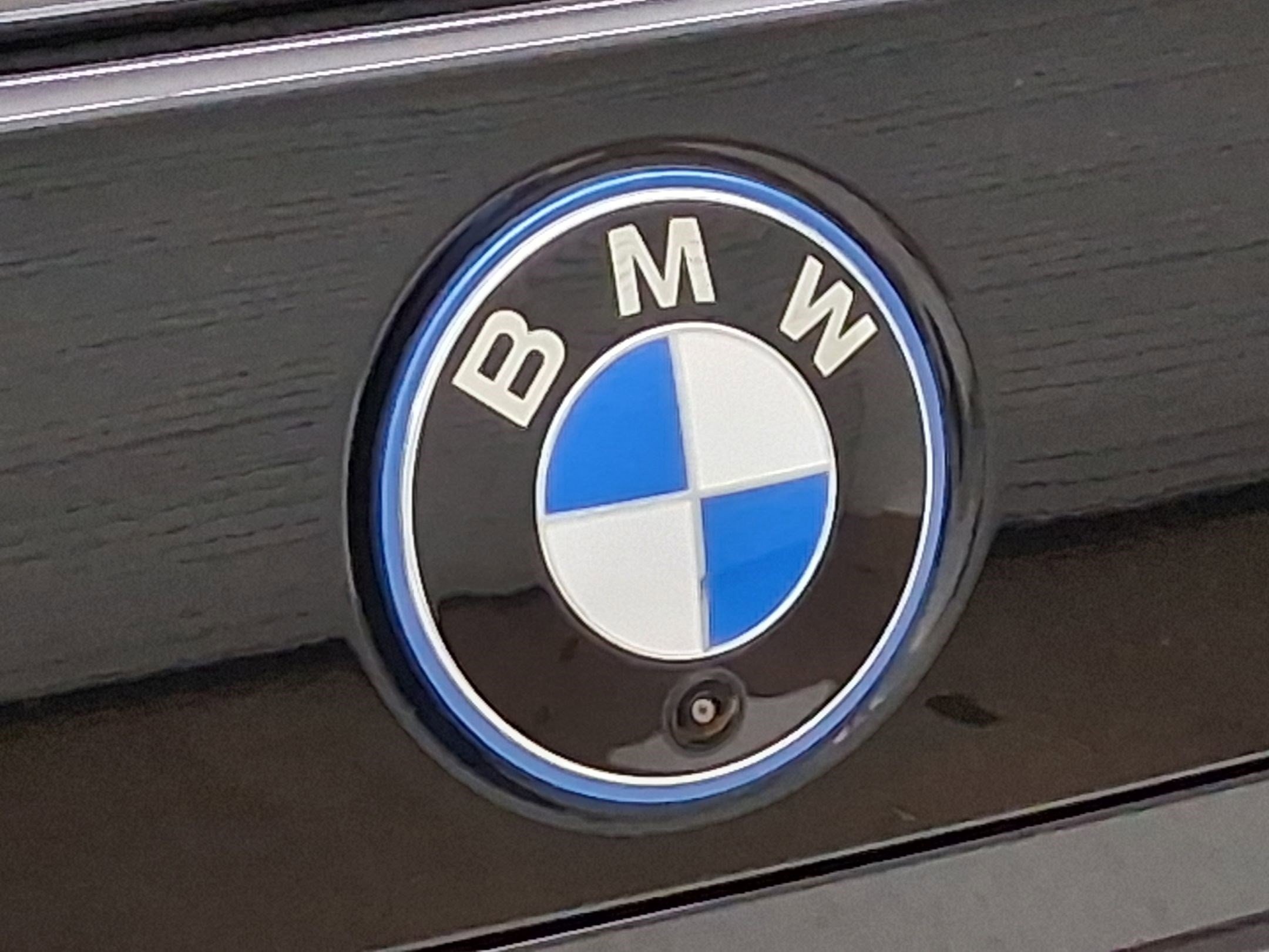 New 2026 BMW 750e xDrive w/ Premium Package AWD/4WD image 19