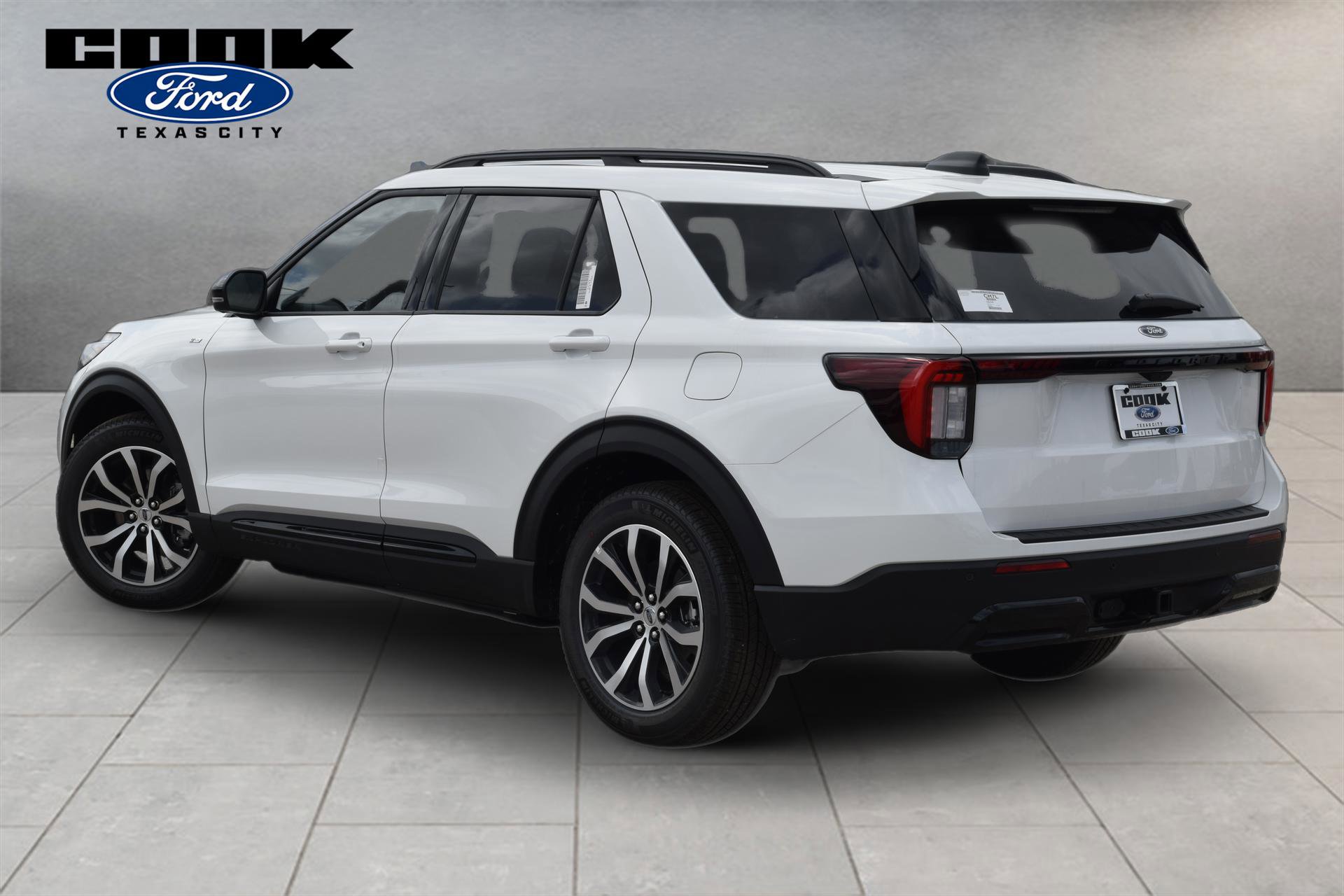 New 2026 Ford Explorer ST-Line w/ Premium Package RWD image 4