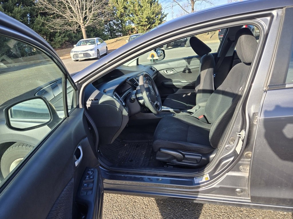 Used 2013 Honda Civic LX image 9