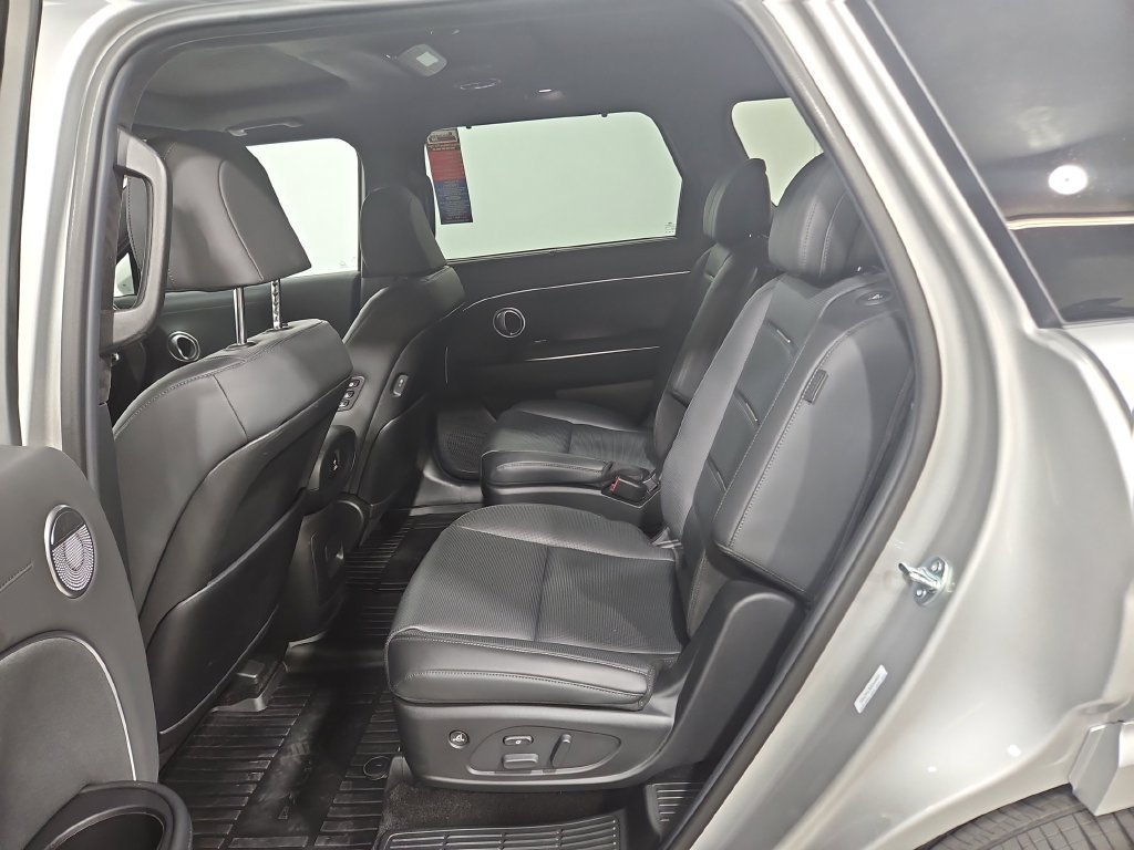 Certified 2026 Hyundai Palisade Calligraphy AWD/4WD image 27