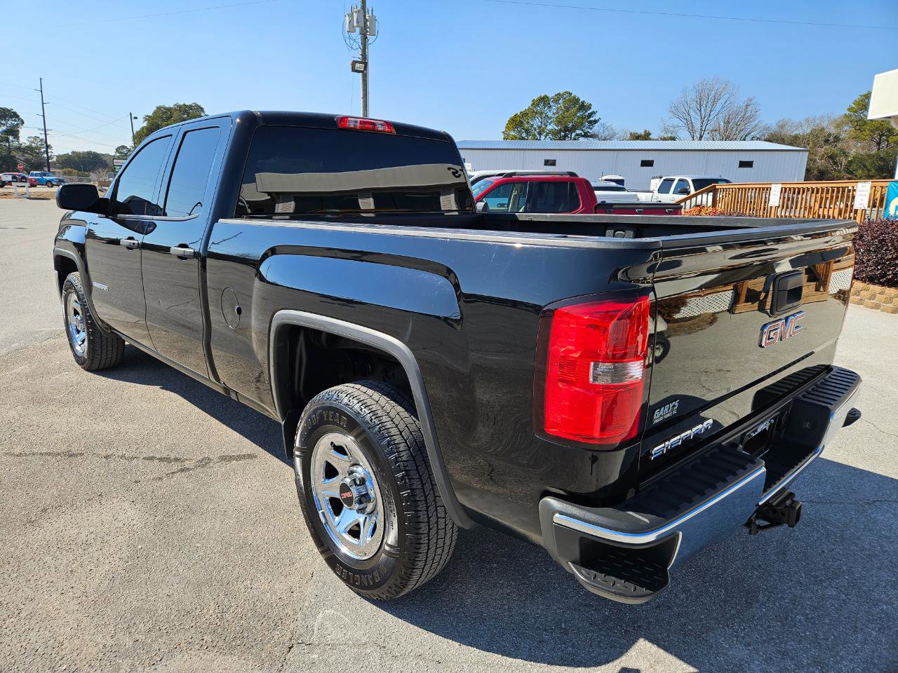 Used 2017 GMC Sierra 1500 2WD Double Cab w/ Sierra Convenience Package image 4