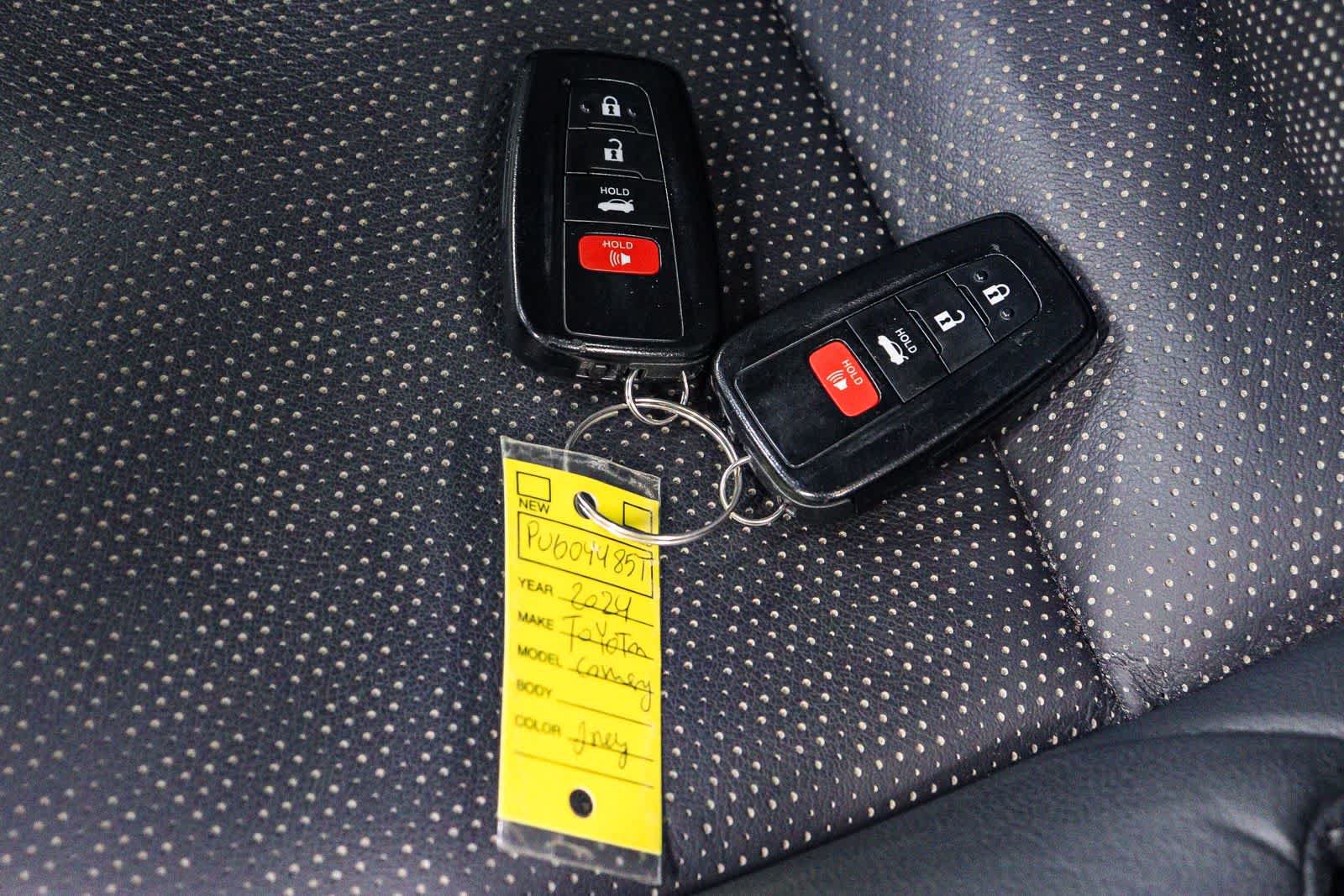 Used 2023 Toyota Camry XSE FWD image 22