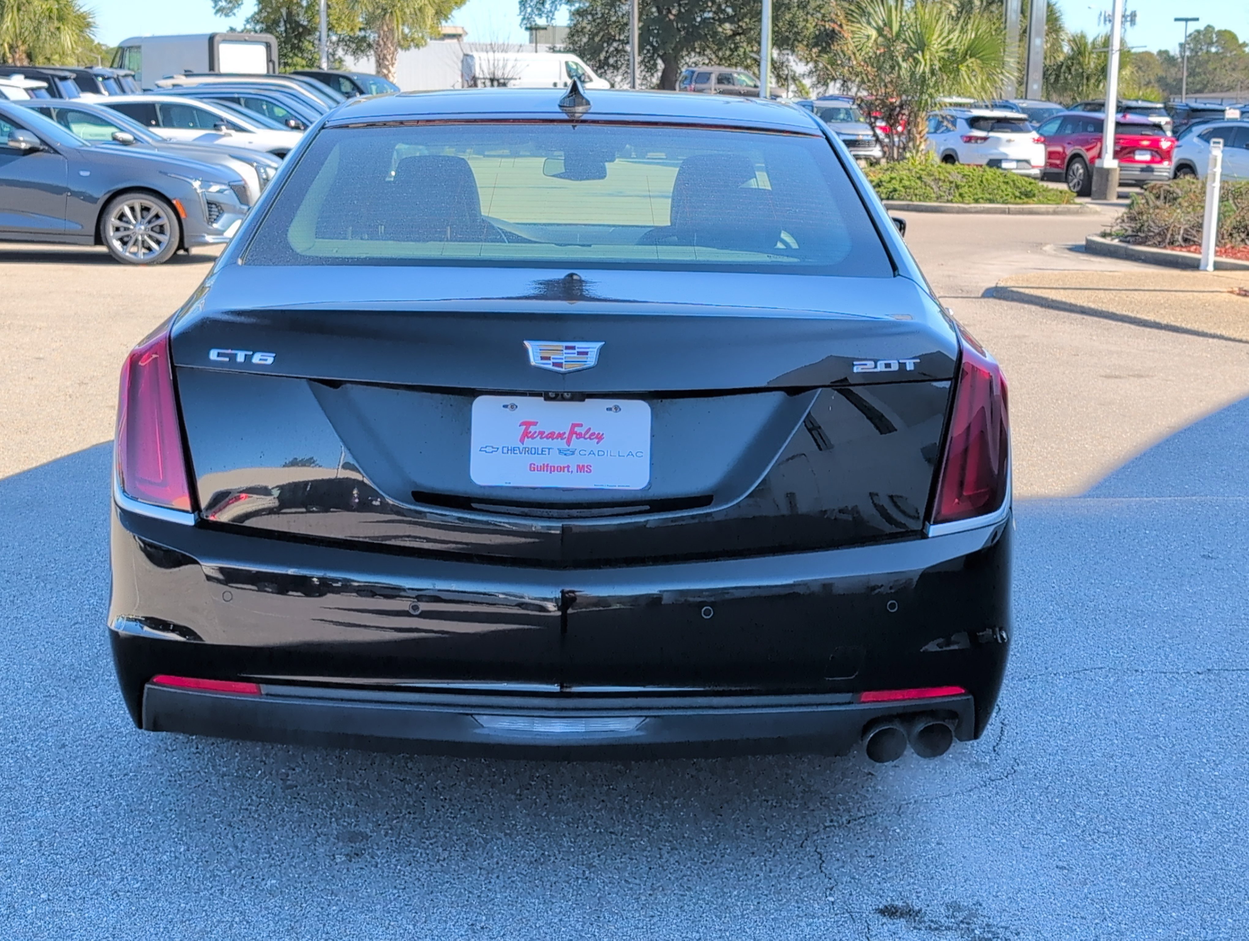 Used 2018 Cadillac CT6 Luxury image 4