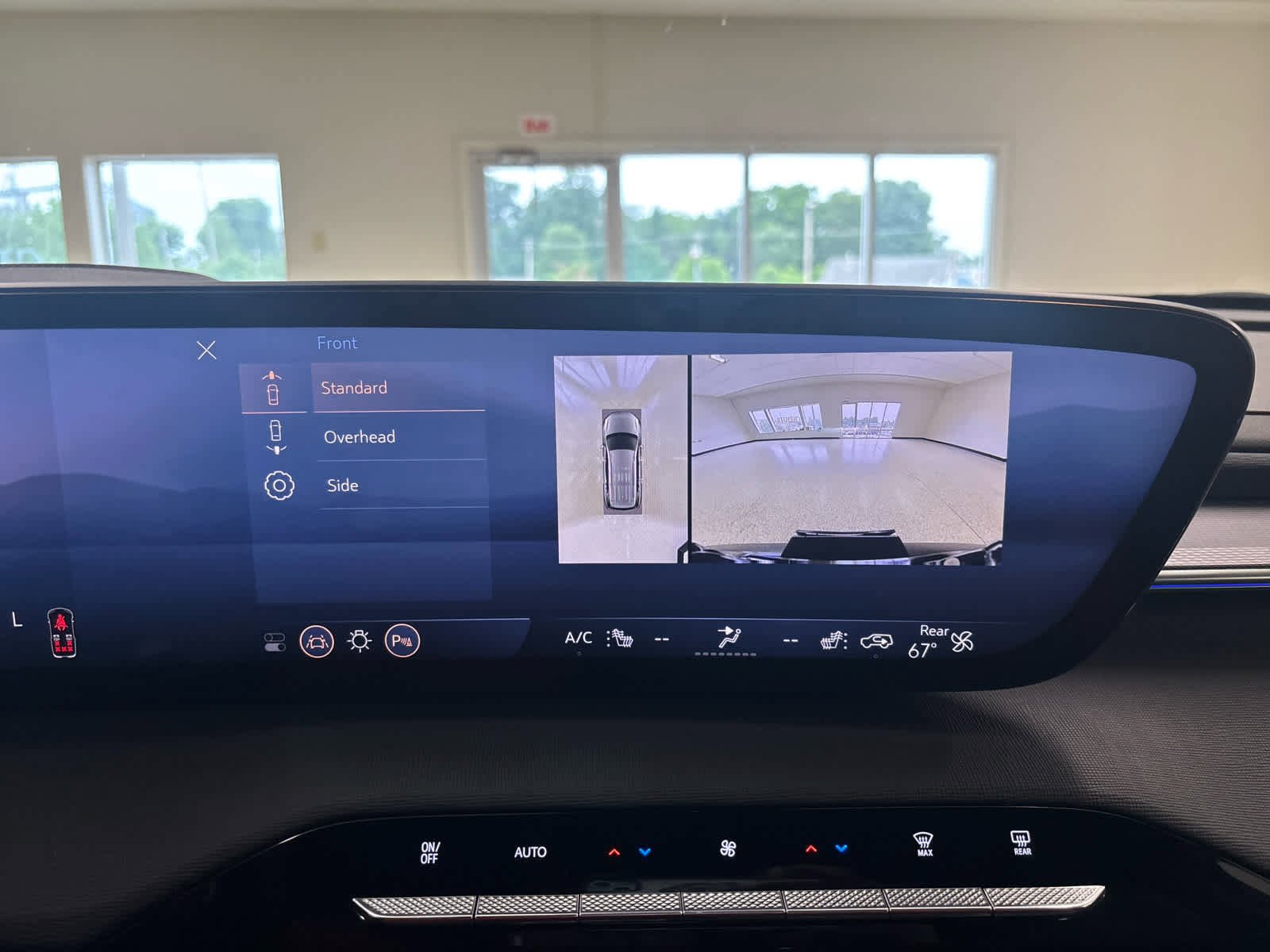 Used 2025 Buick Enclave Sport Touring w/ Power Package FWD image 41