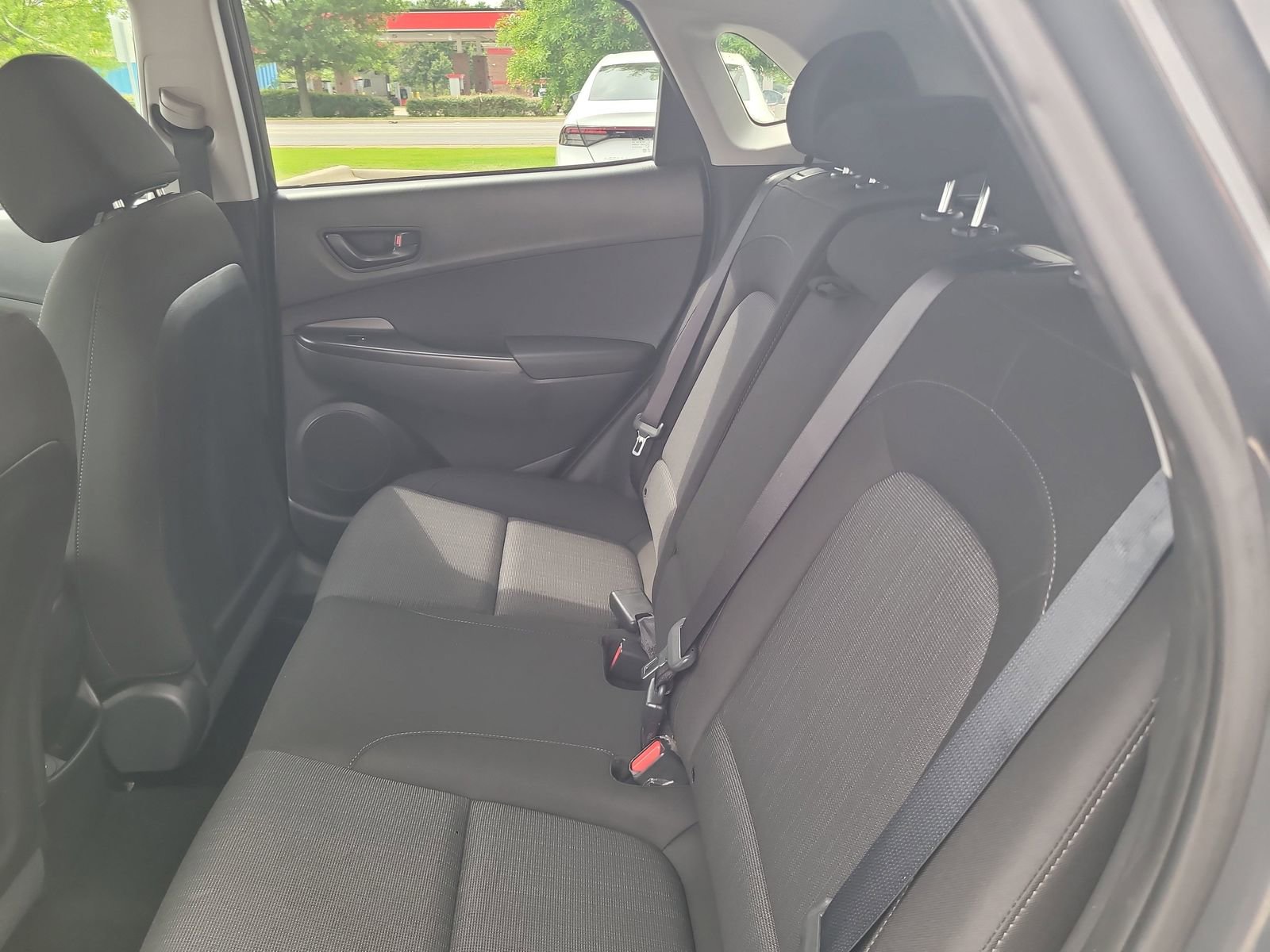 Used 2023 Hyundai Kona SEL AWD/4WD image 24