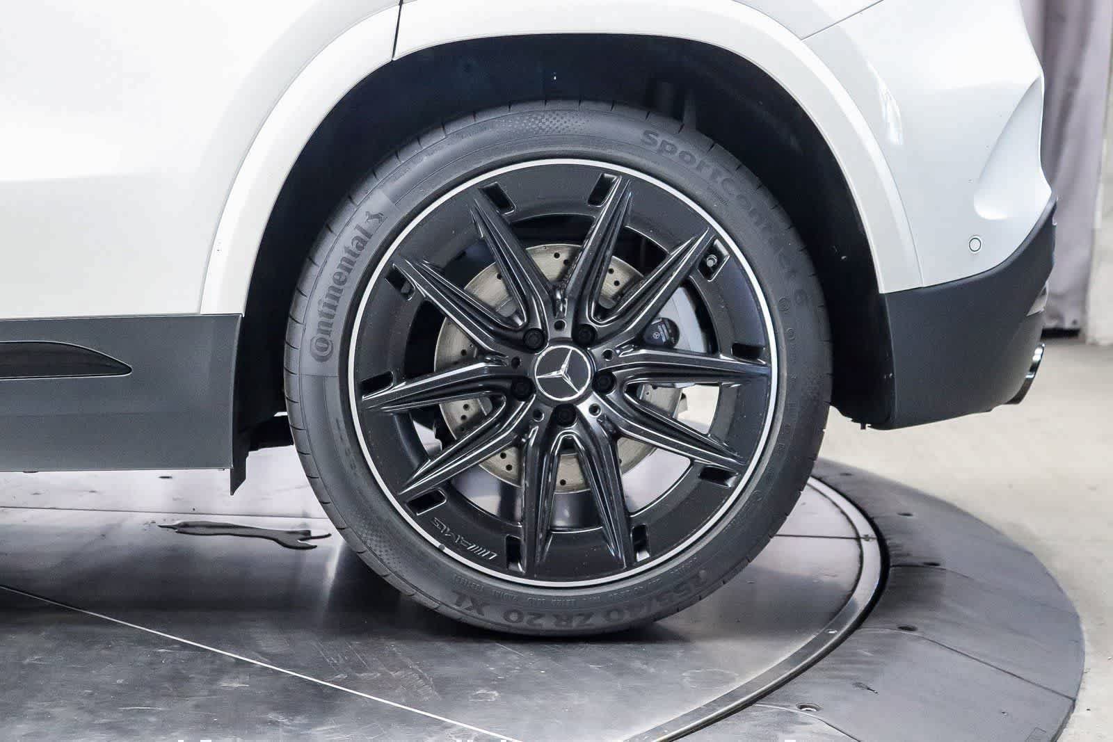 New 2025 Mercedes-Benz GLA 35 AMG 4MATIC image 10