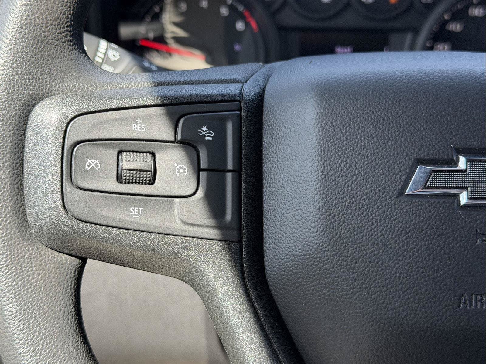 Used 2025 Chevrolet Silverado 1500 Custom Trail Boss AWD/4WD image 12