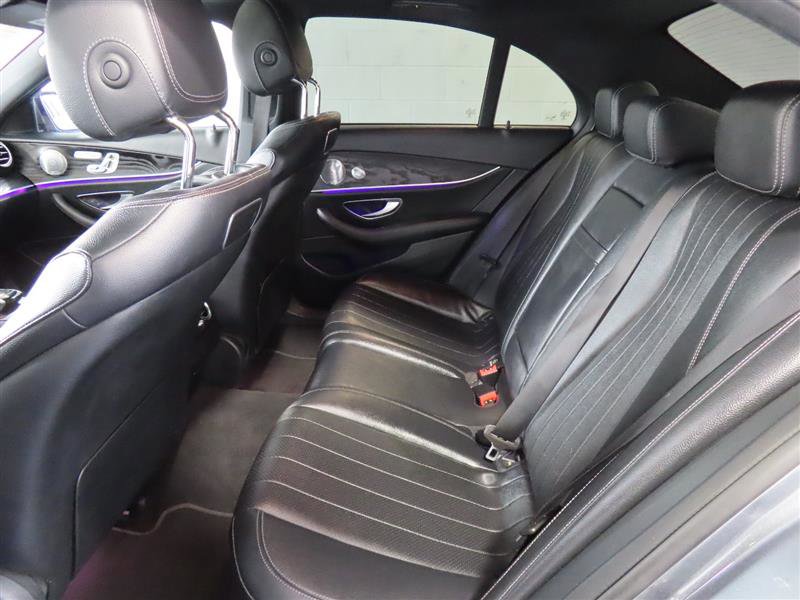 Used 2018 Mercedes-Benz E 300 image 34