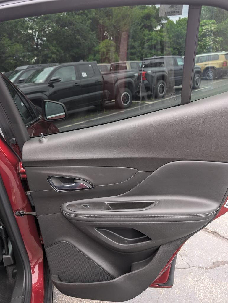 Used 2022 Buick Encore Preferred w/ Safety Package AWD/4WD image 17