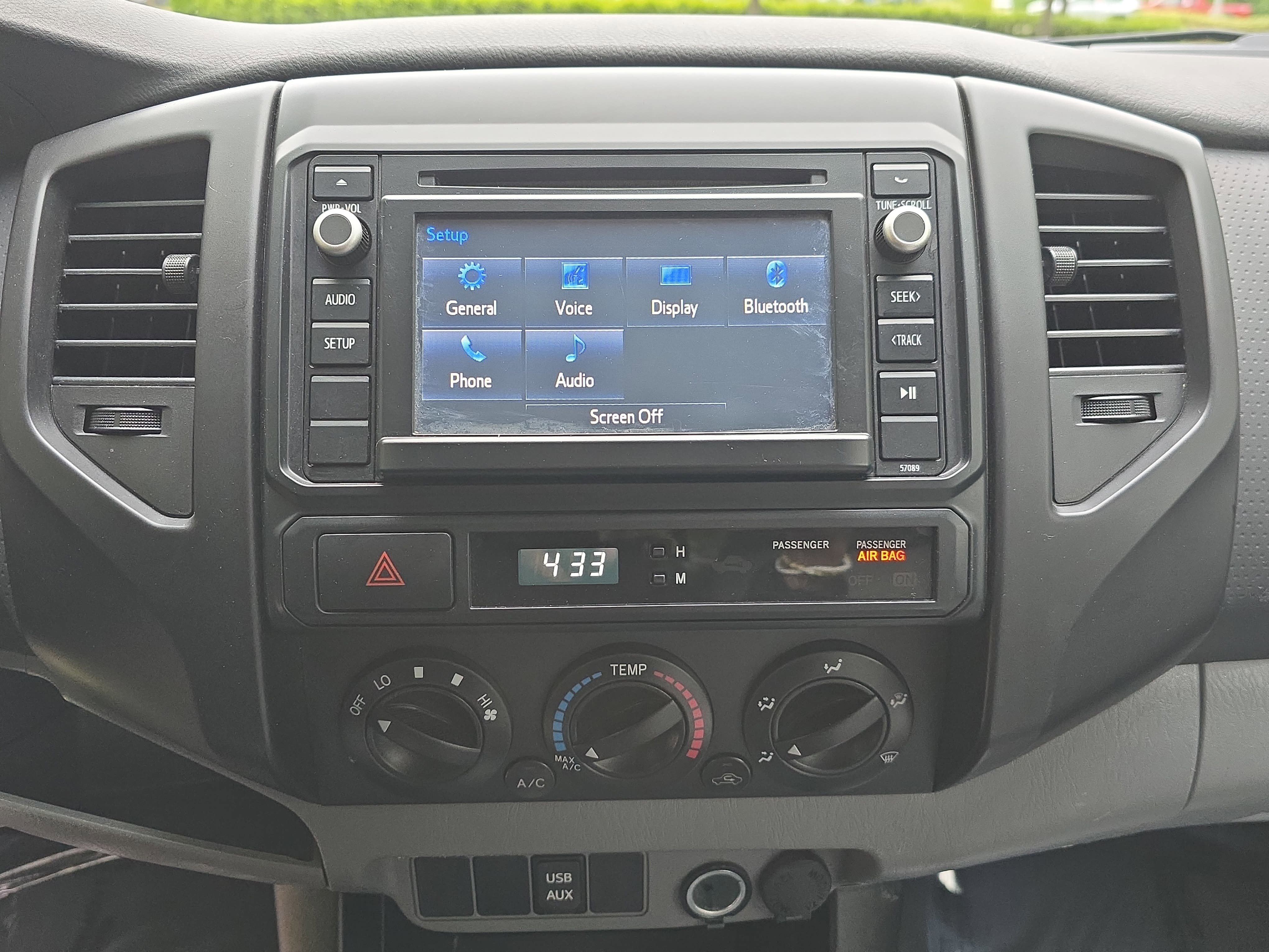 Used 2014 Toyota Tacoma PreRunner w/ Convenience Package RWD image 20