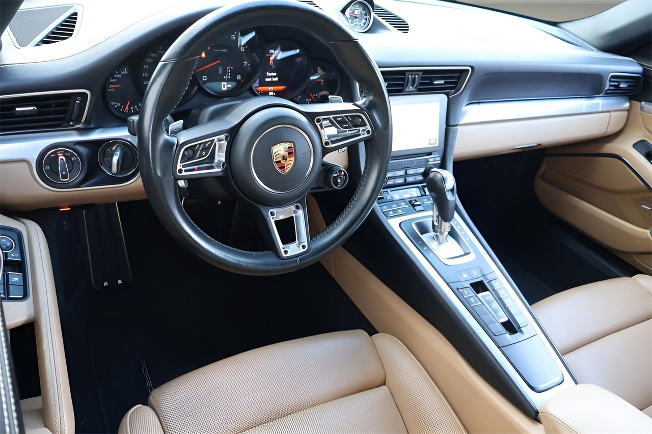 Used 2017 Porsche 911 Carrera image 13