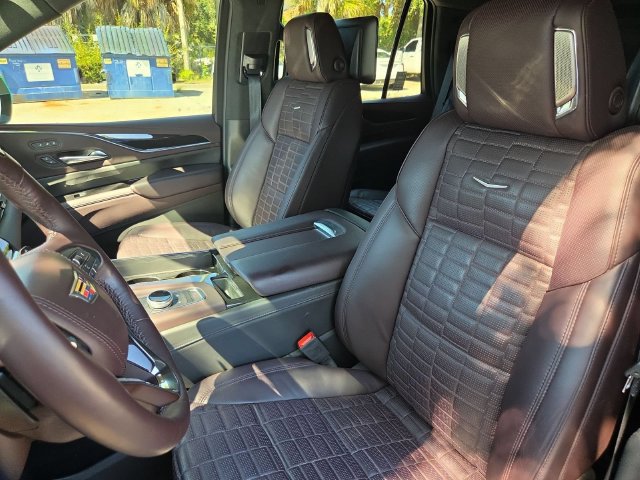 Certified 2024 Cadillac Escalade Premium Luxury Platinum AWD/4WD image 21