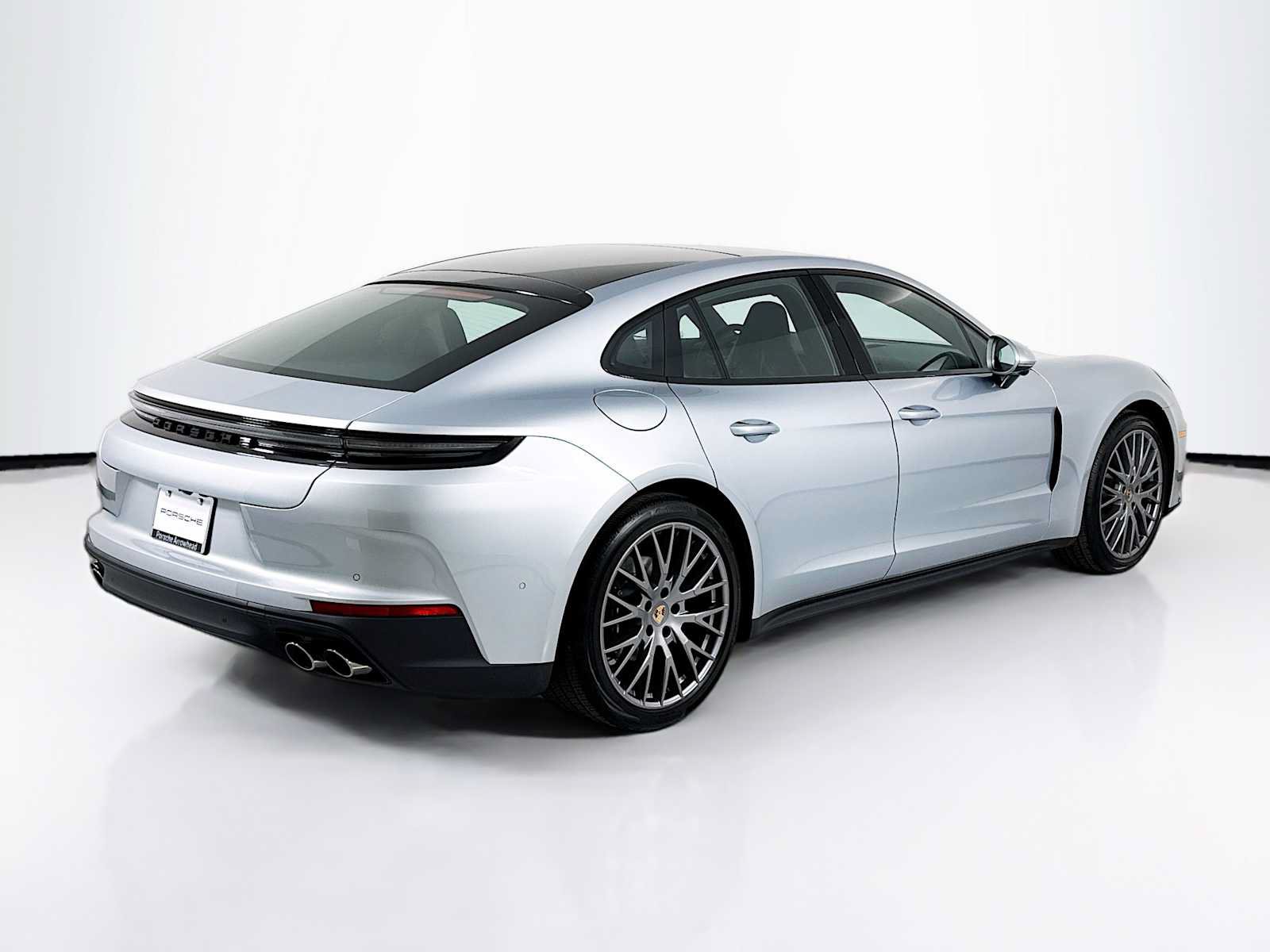 New 2026 Porsche Panamera RWD image 9