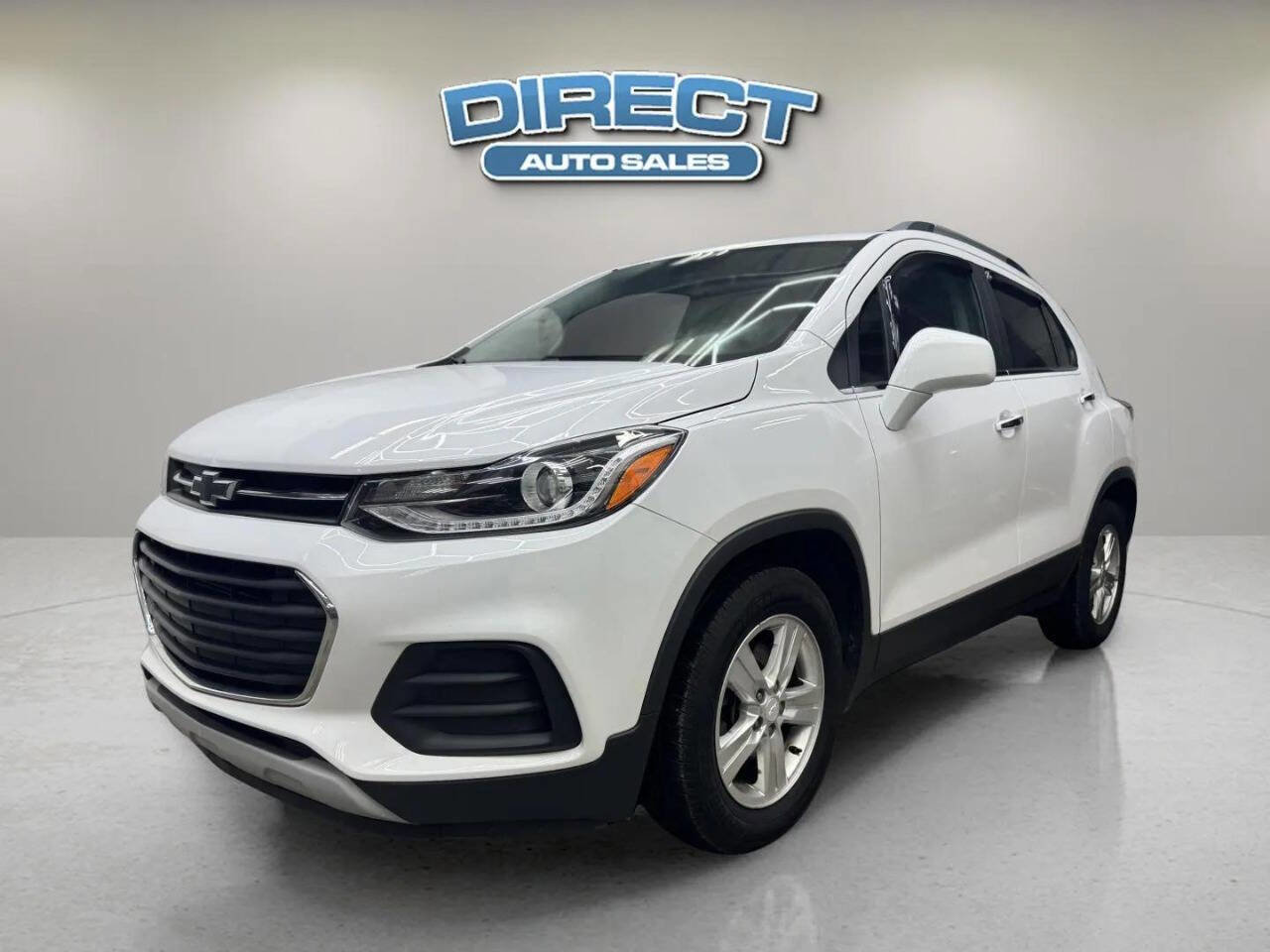 Used 2017 Chevrolet Trax LT w/ LT Convenience Package image 3