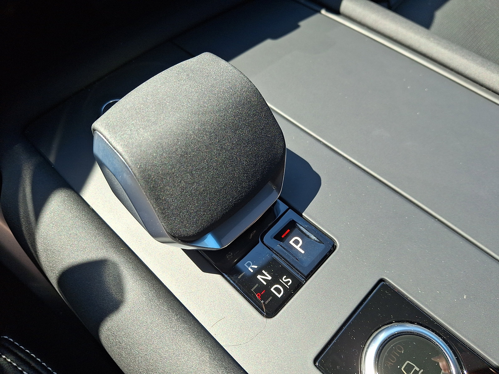 New 2026 Land Rover Discovery S AWD/4WD image 13