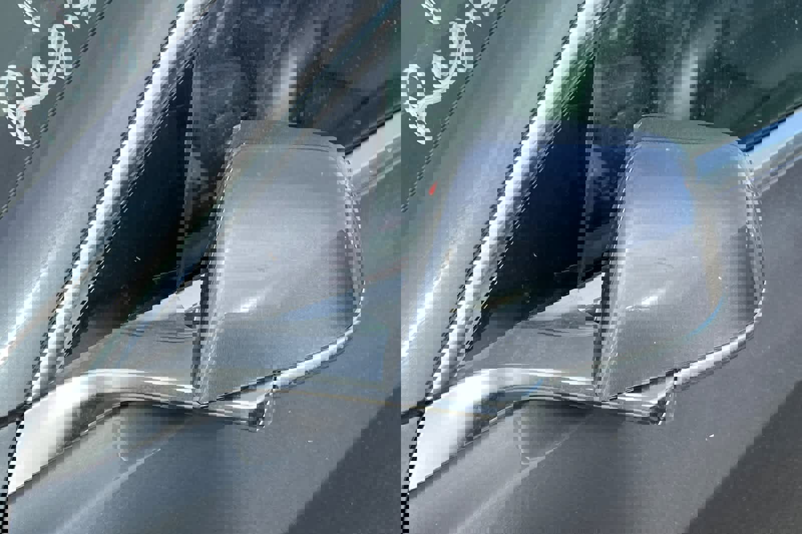 Used 2019 Tesla Model 3 Standard Range image 9