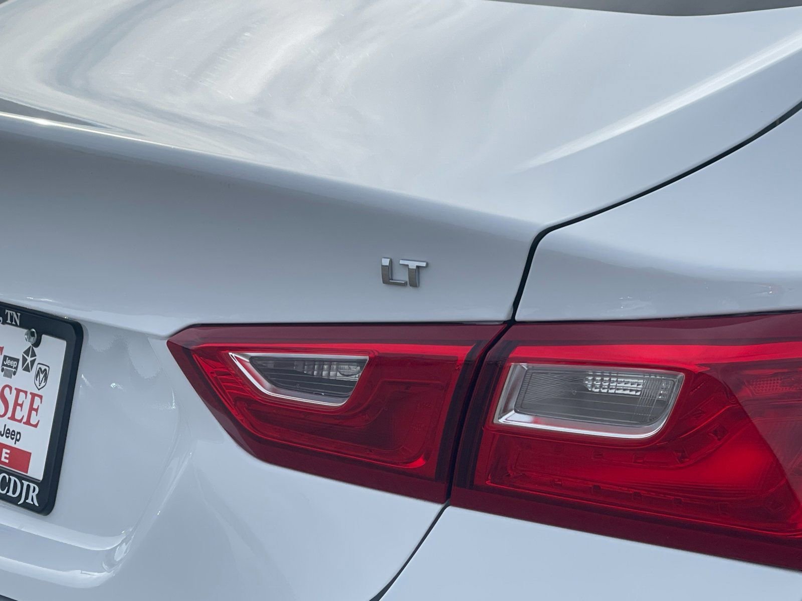 Used 2025 Chevrolet Malibu LT image 32