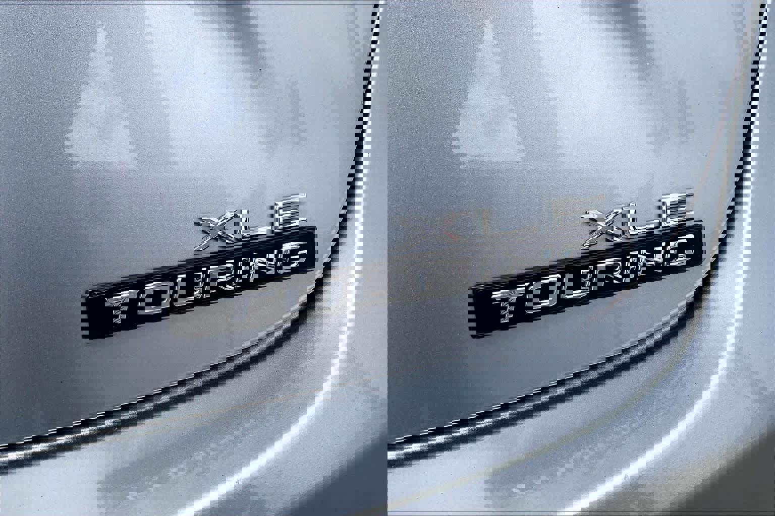 Used 2015 Toyota Avalon XLE Touring image 10