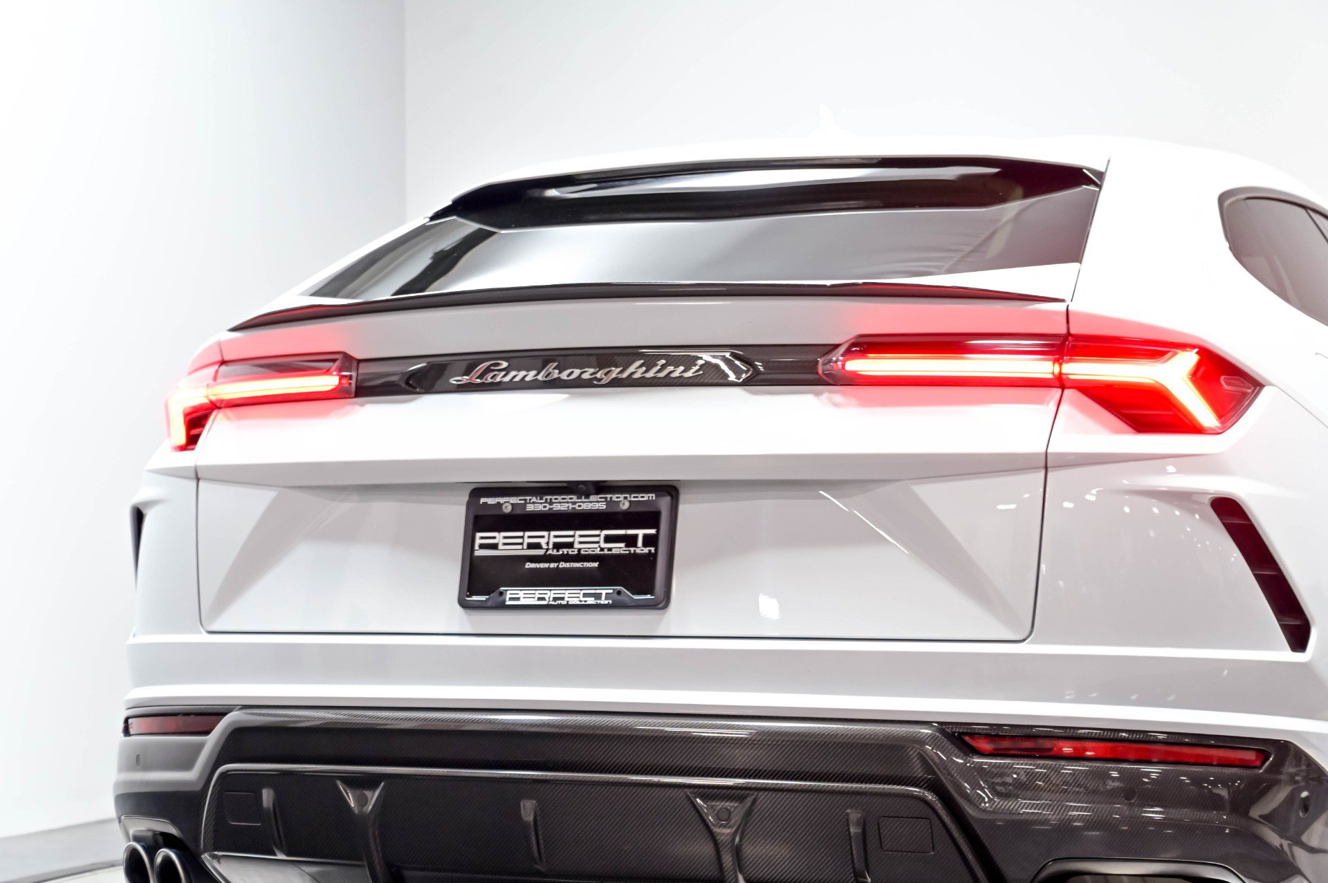 Used 2020 Lamborghini Urus AWD/4WD image 97