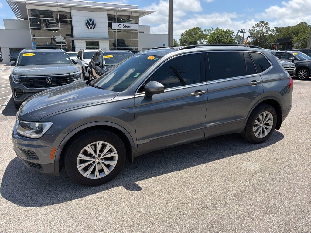 Used 2019 Volkswagen Tiguan SE FWD image 1