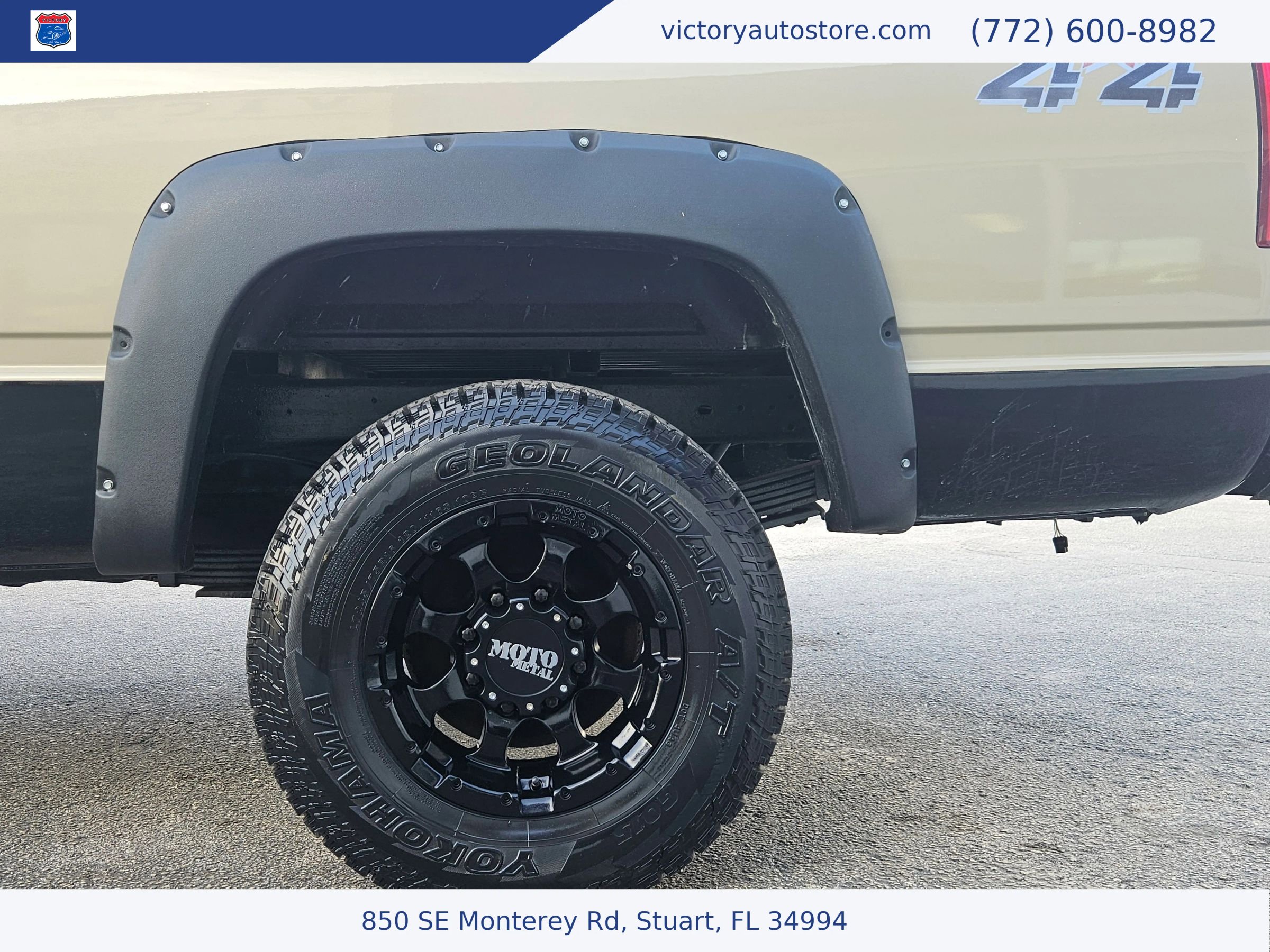 Used 1988 Chevrolet Silverado 3500 4x4 Regular Cab image 11