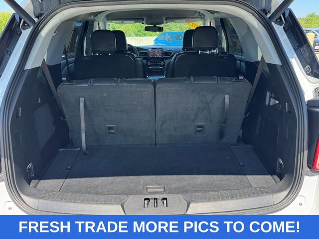 Used 2023 Ford Explorer Limited AWD/4WD image 12