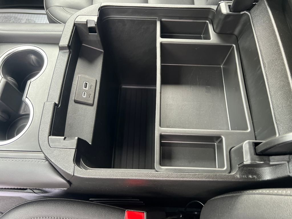 Used 2024 Chevrolet Tahoe LT image 22