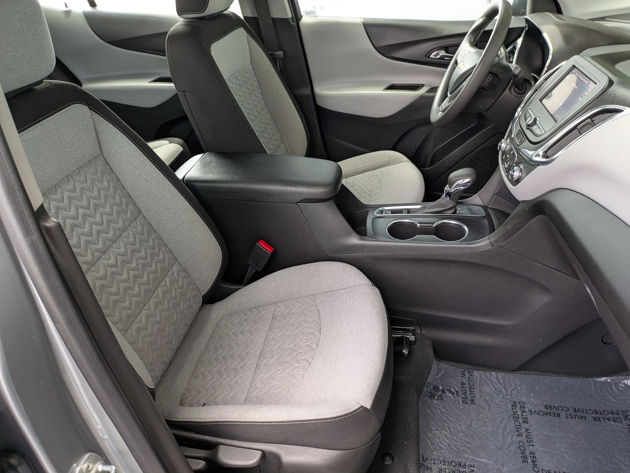 Used 2023 Chevrolet Equinox LS image 27