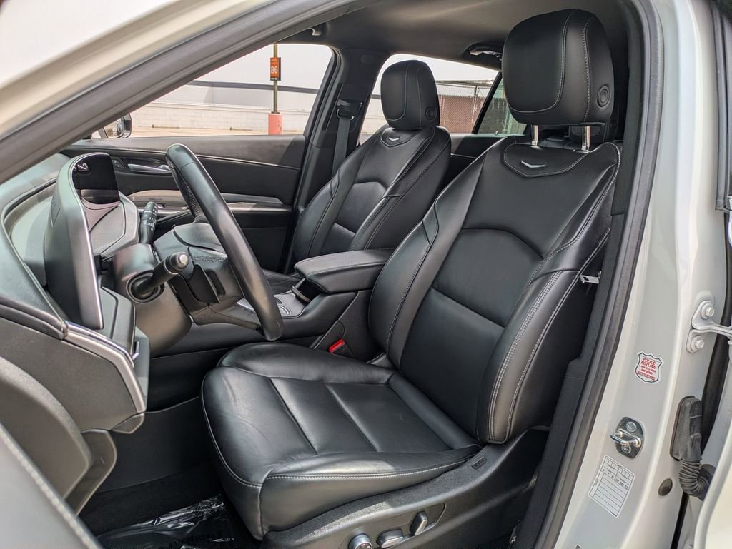 Used 2024 Cadillac XT4 Premium Luxury AWD/4WD image 23
