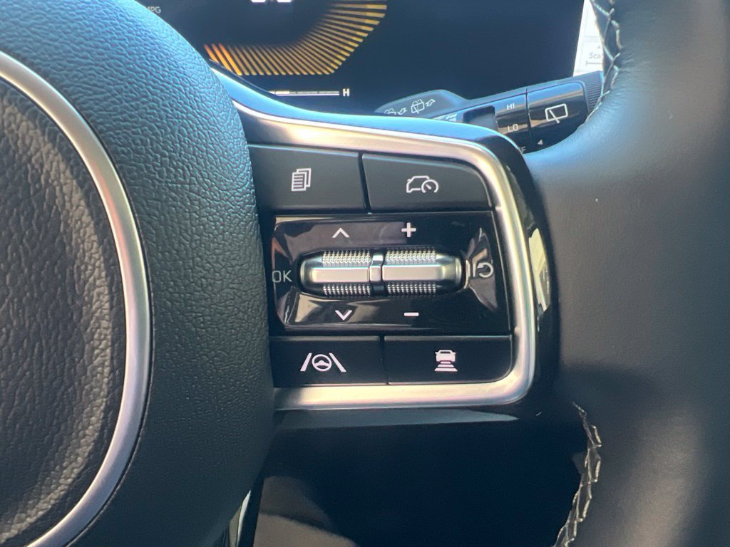 Certified 2024 Kia Sorento X-Line EX AWD/4WD image 58