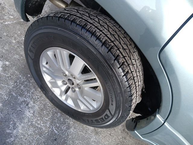 Used 2006 Mercury Mariner Luxury image 12