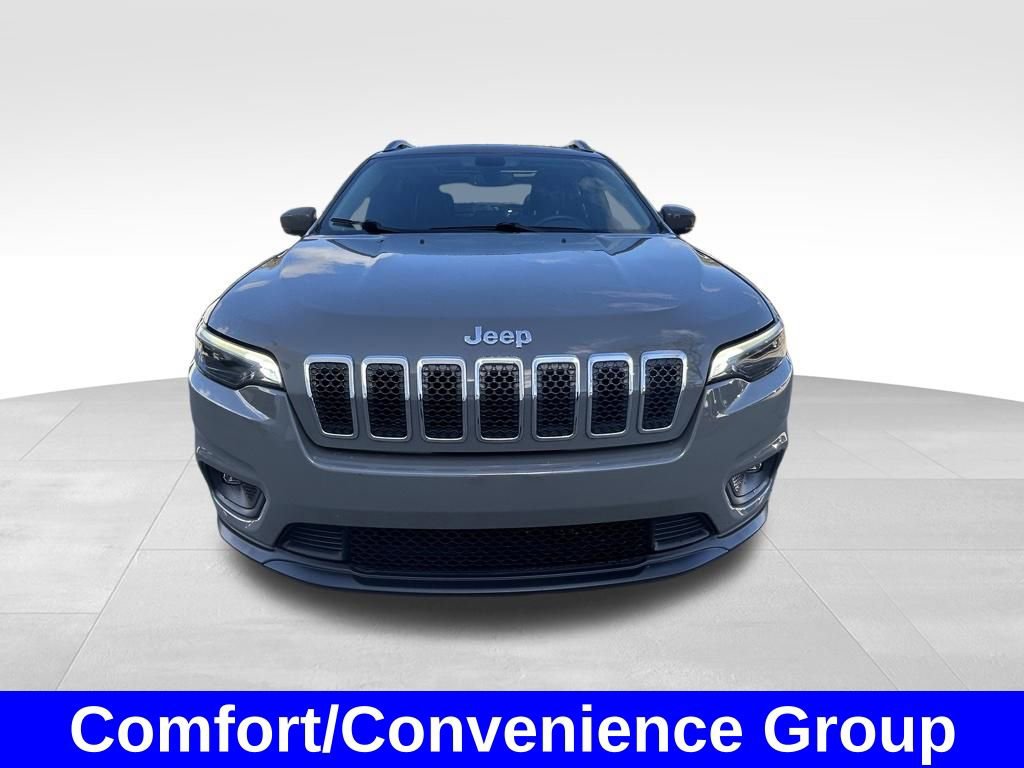 Used 2020 Jeep Cherokee Latitude Plus w/ Comfort/Convenience Group image 9
