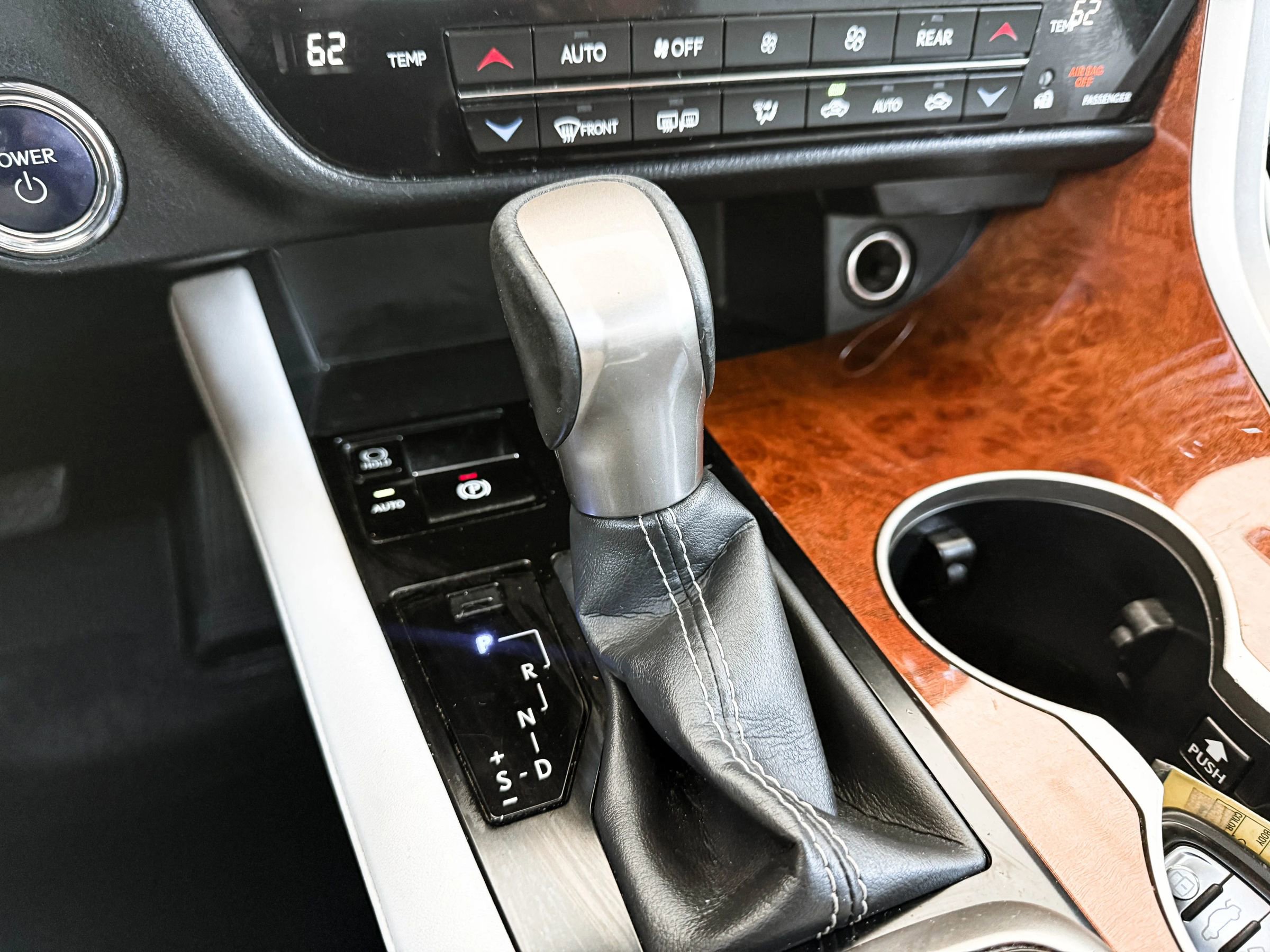 Used 2019 Lexus RX 450hL Premium w/ Premium Package AWD/4WD image 20