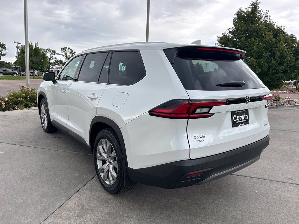 Used 2026 Toyota Grand Highlander AWD image 6