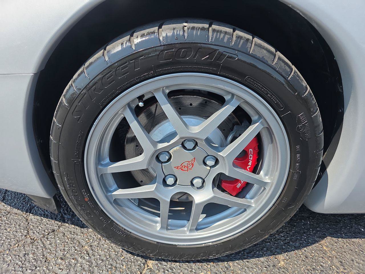 Used 2001 Chevrolet Corvette Z06 RWD image 31