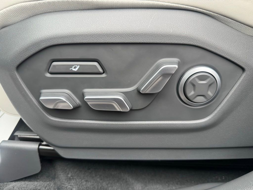 Certified 2024 Hyundai Santa Fe Calligraphy image 18