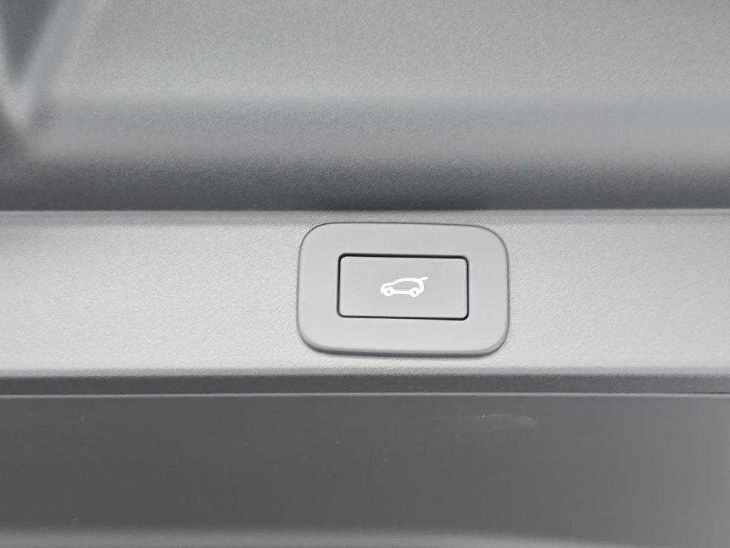 New 2026 Land Rover Range Rover SE AWD/4WD image 13