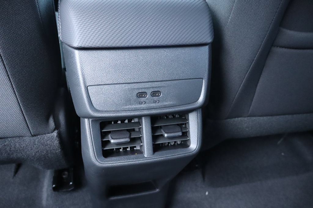 New 2027 Chevrolet Equinox LT AWD/4WD image 19