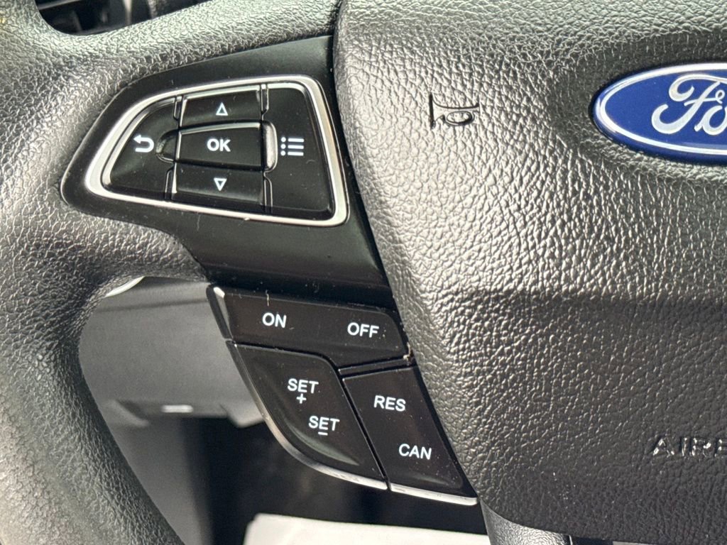 Used 2021 Ford EcoSport SE image 33