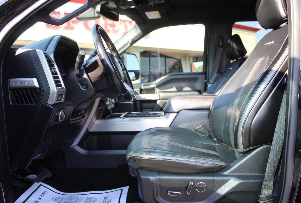 Used 2018 Ford F250 Platinum w/ Platinum Ultimate Package AWD/4WD image 19