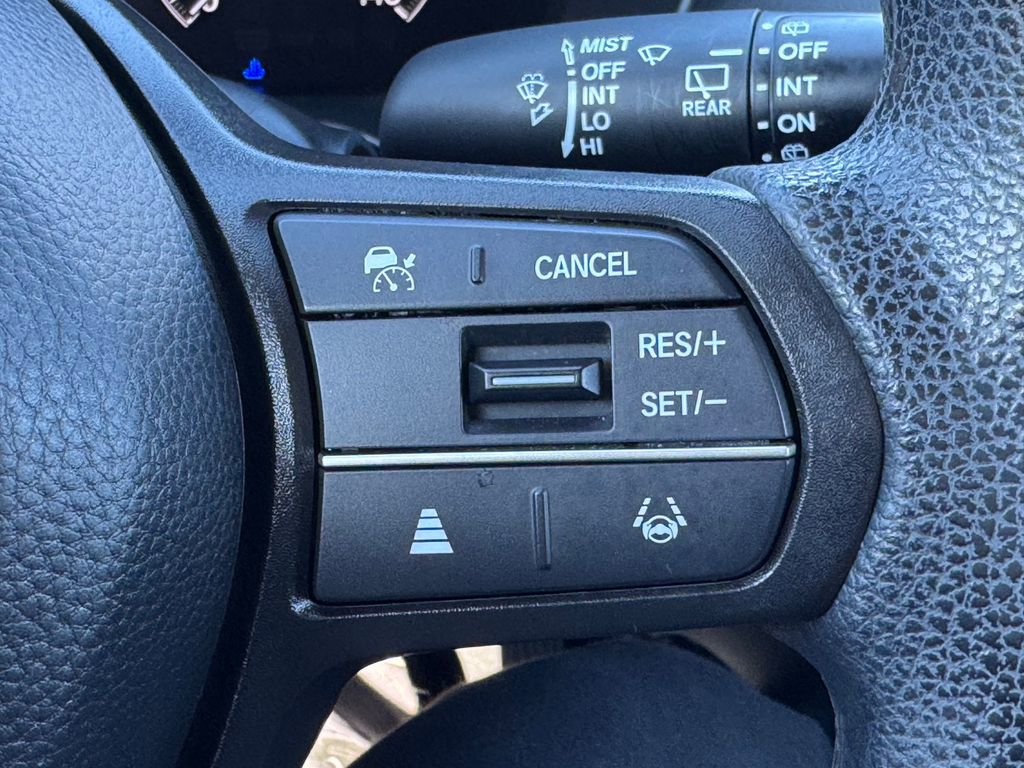 Used 2023 Honda HR-V LX image 25