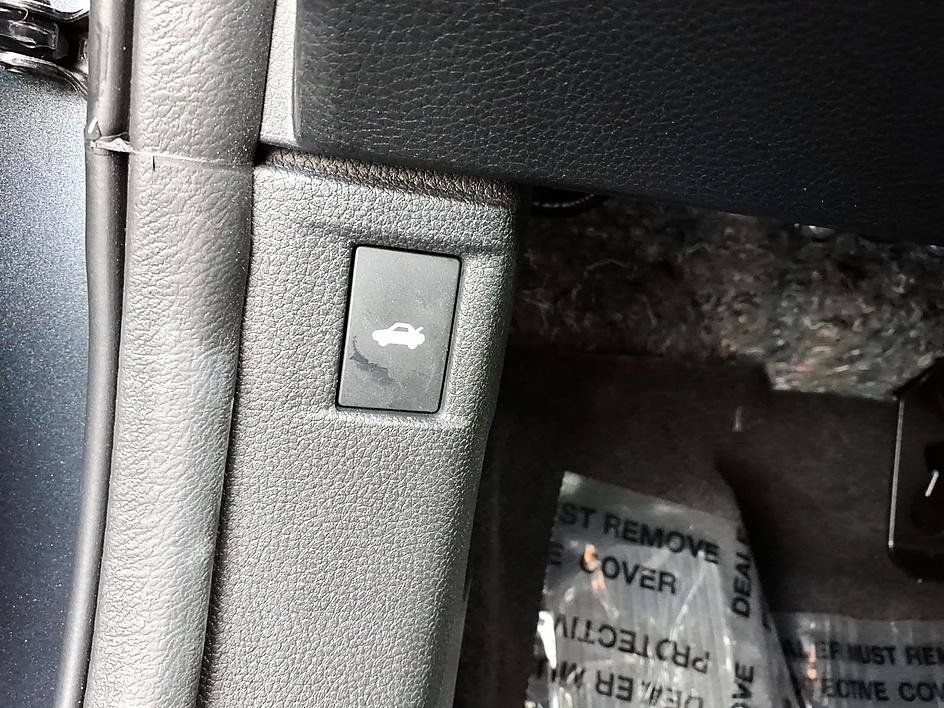 Used 2025 Honda Accord SE image 21