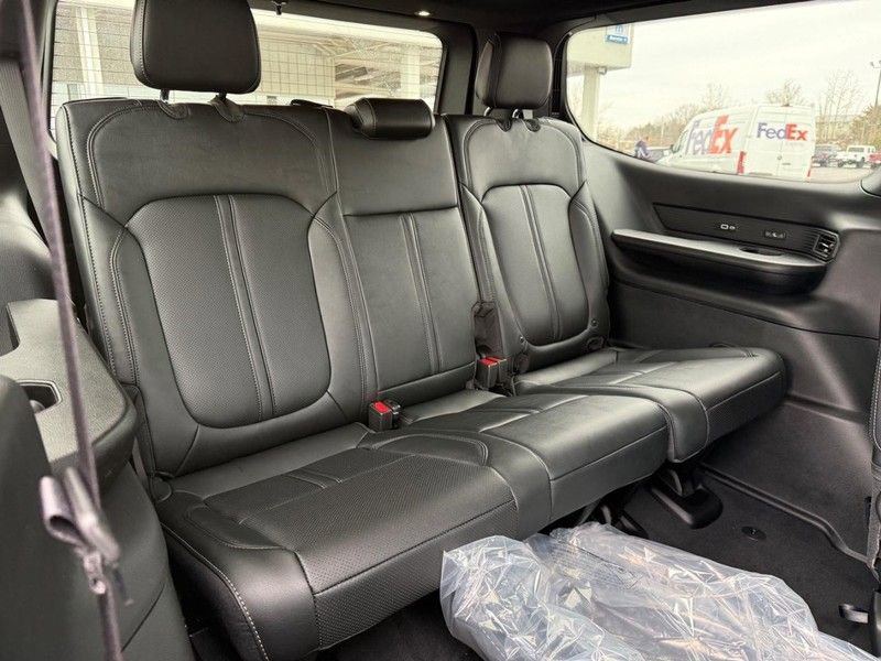 New 2026 Jeep Grand Wagoneer Limited image 5