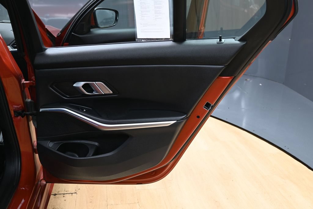 Used 2022 BMW 330e w/ M Sport Package RWD image 36