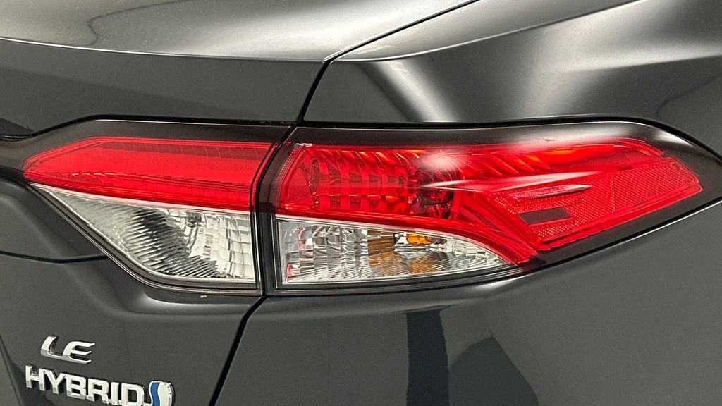 Certified 2024 Toyota Corolla LE w/ LE Convenience Package image 21