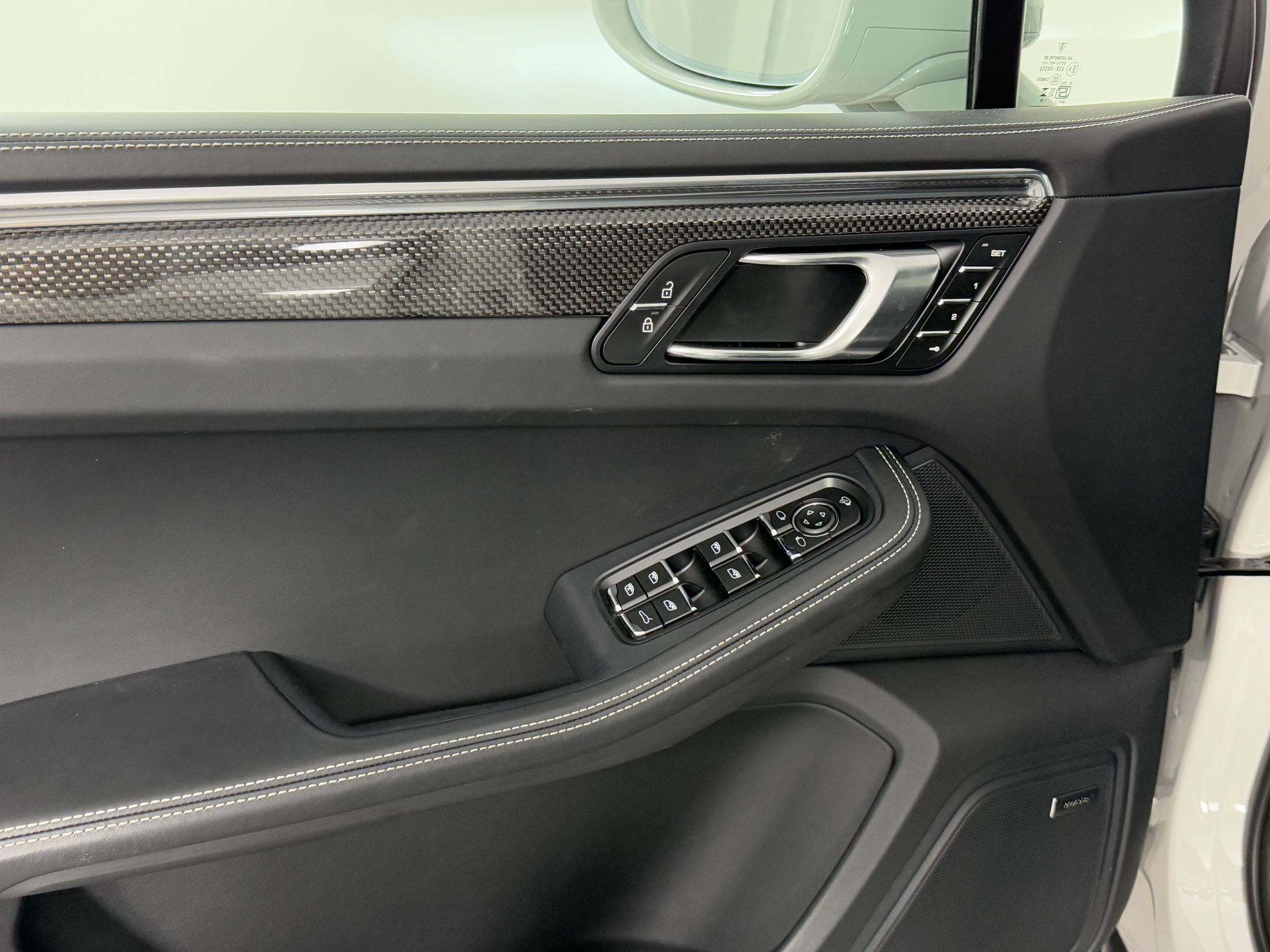 New 2026 Porsche Macan GTS AWD/4WD image 27