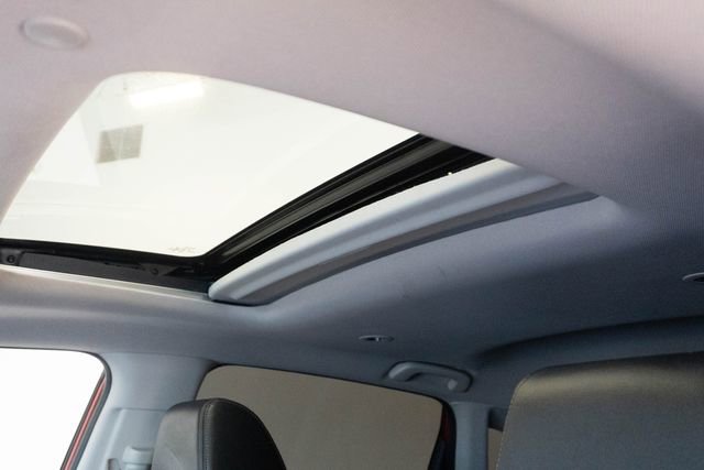 Used 2024 Honda HR-V EX-L image 4